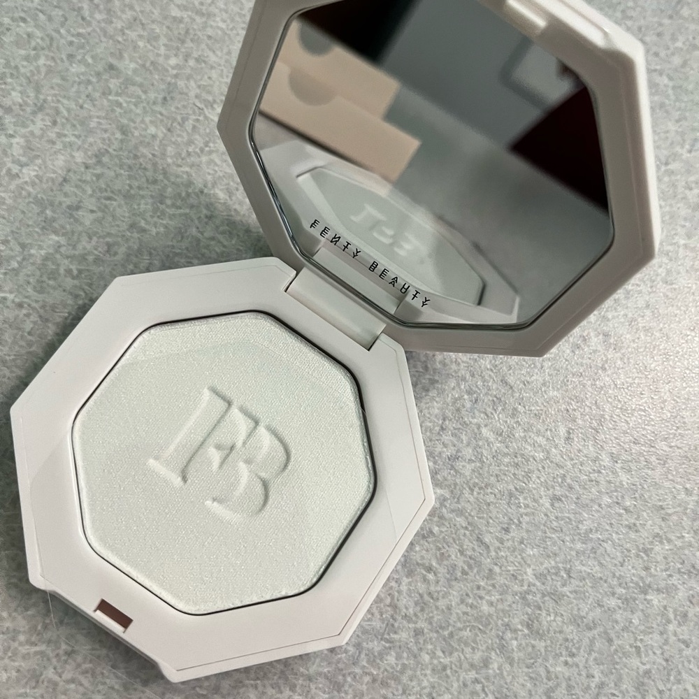 Fenty Beauty Highlight in Killawatt